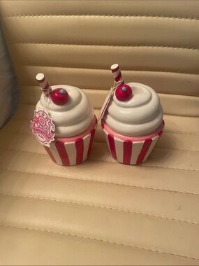 Pink & White Cupcake  (2) candle stick holders